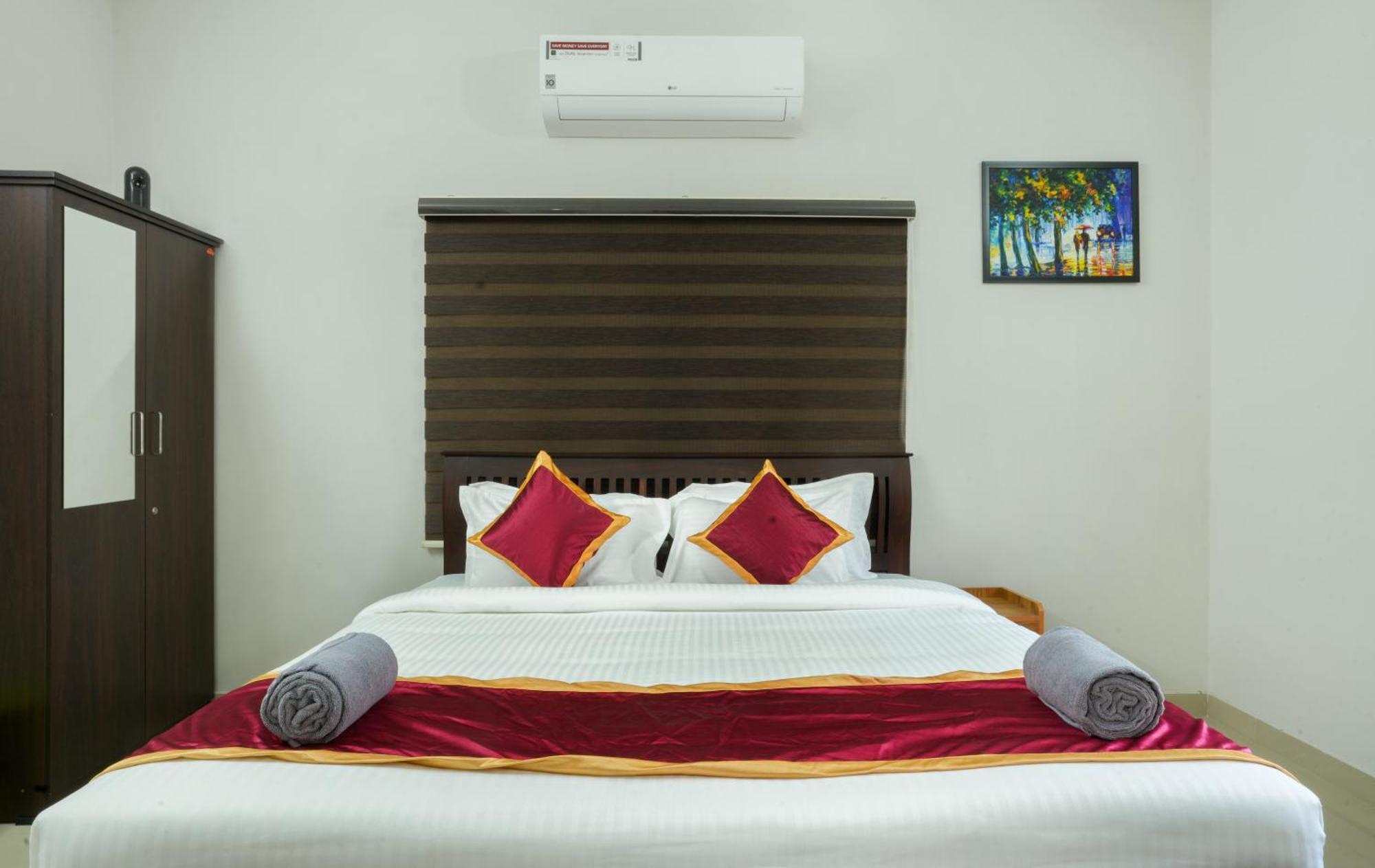Swapna Home Suites Недумбассери Экстерьер фото